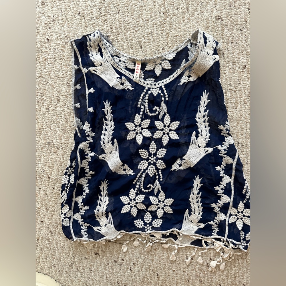 Women’s Patterned Sleeveless Top